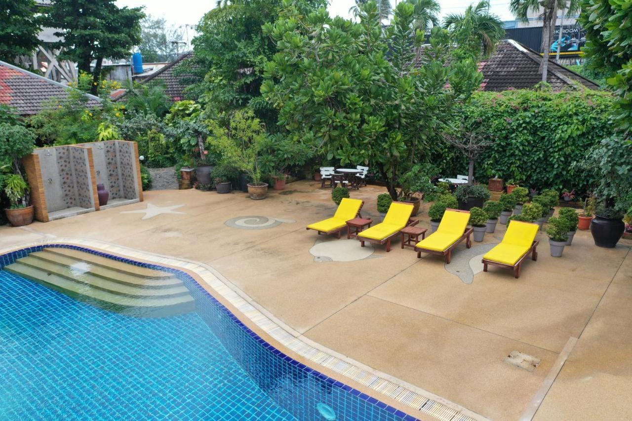 Tropica Bungalow Beach Hotel Patong Esterno foto