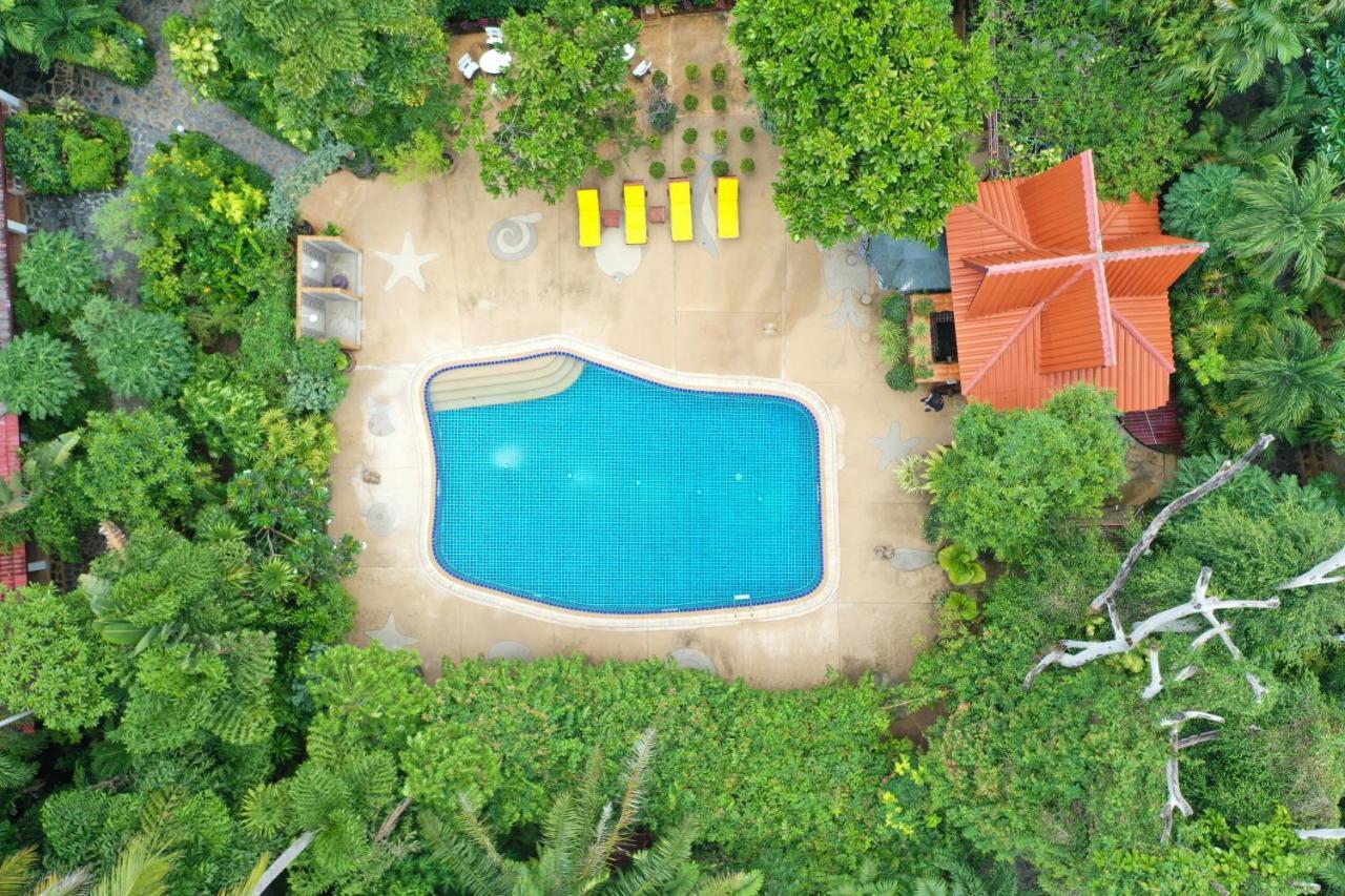 Tropica Bungalow Beach Hotel Patong Esterno foto